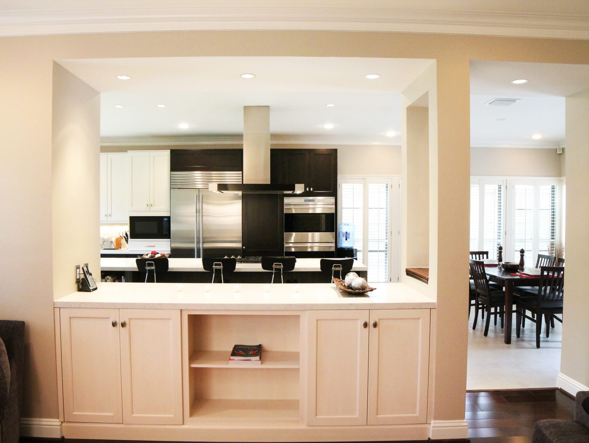 Modern Los Angeles kitchen remodel by KM Builders