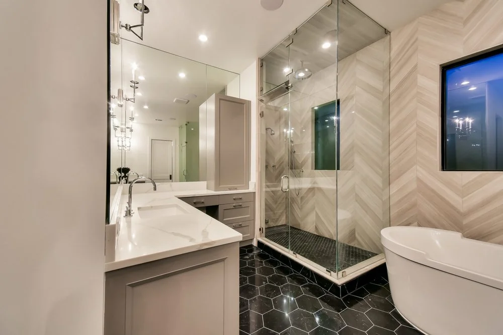 Sophisticated New Home Construction, Los Angeles, CA, by KM Builders