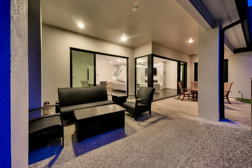 Sophisticated New Home Construction, Los Angeles, CA, by KM Builders